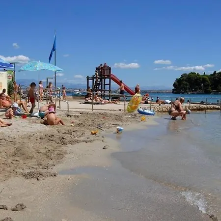 Apartment In With Sea View, Terrace, Air Conditioning, Wi-fi *