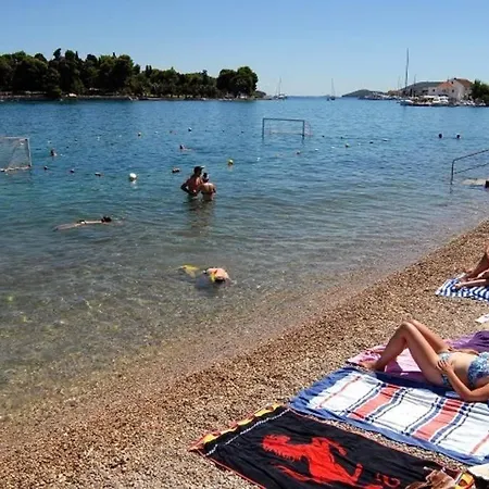 Apartment In With Sea View, Terrace, Air Conditioning, Wi-fi *