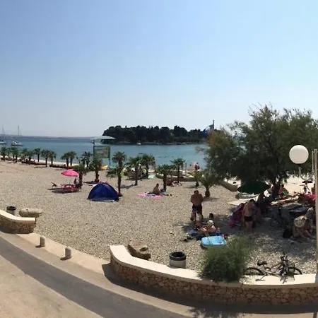 Apartment In With Sea View, Terrace, Air Conditioning, Wi-fi Preko