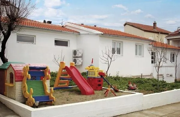 In With Sea View, Terrace, Air Conditioning, Wi-fi Преко