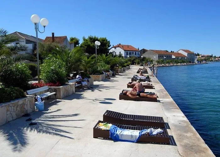 Апартаменты In With Sea View, Terrace, Air Conditioning, Wi-fi Преко